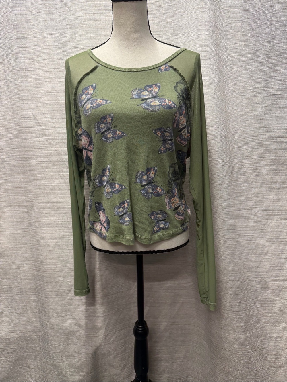 Thorn & Fable 2X Olive Green Butterfly Long Sleeve Boho Top